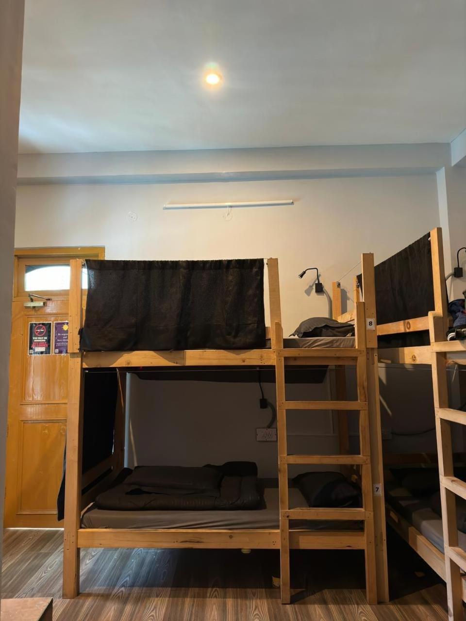 קאסול Wabi Sabi Riverside Hostel מראה חיצוני תמונה