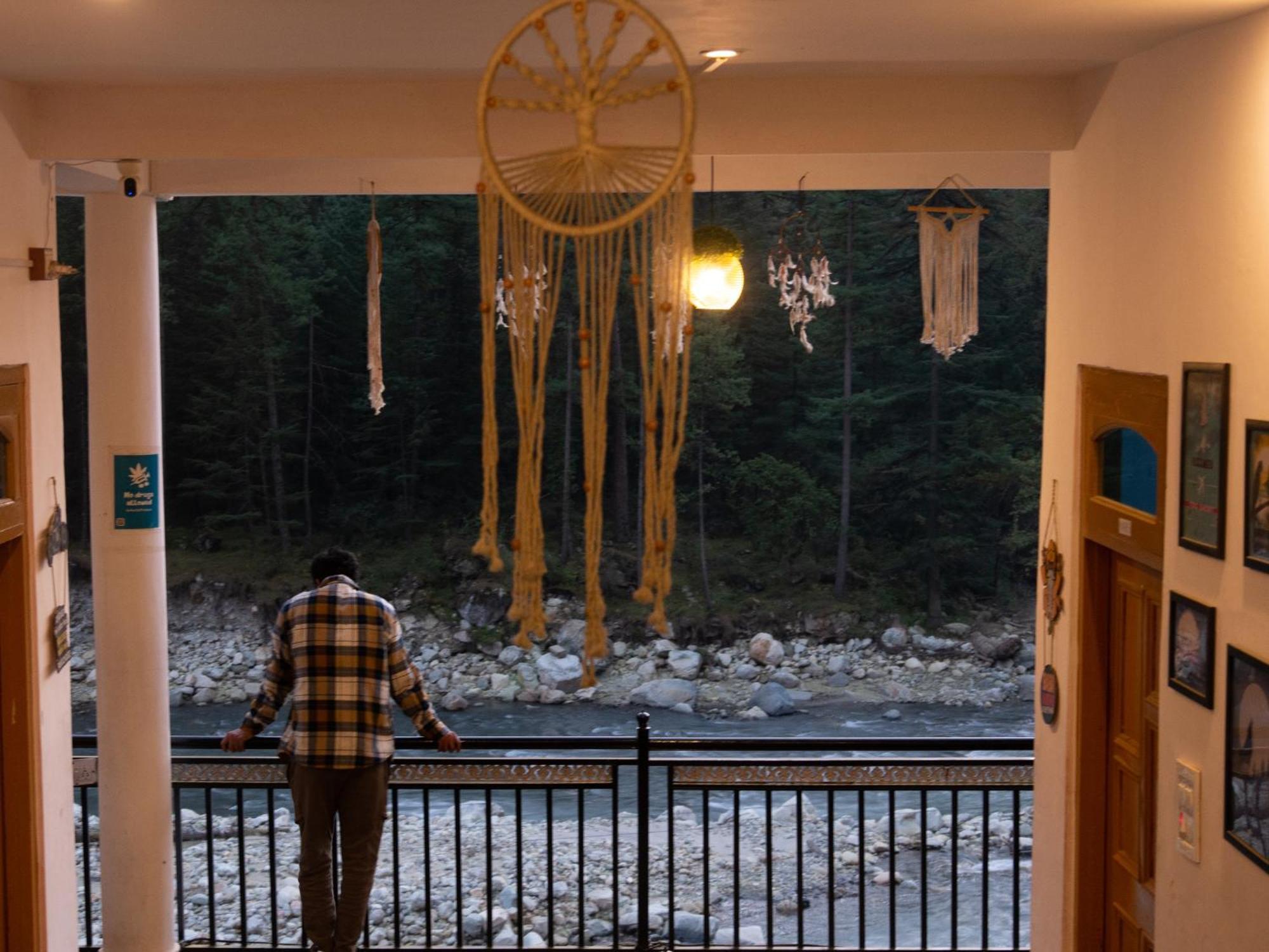 קאסול Wabi Sabi Riverside Hostel מראה חיצוני תמונה